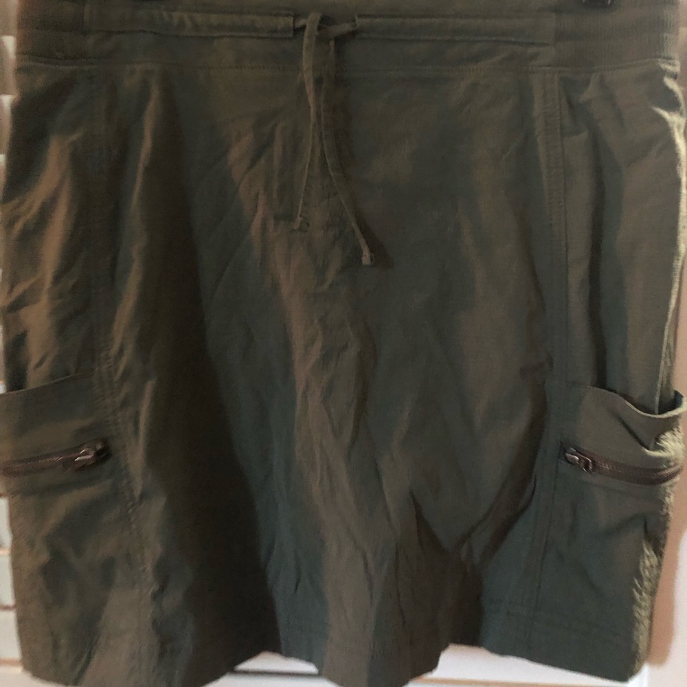 Women’s Athleta Skort